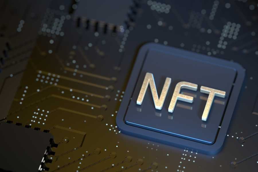 ¿Qué es un NFT (Non-Fungible Token) y cuál es su papel en el metaverso?